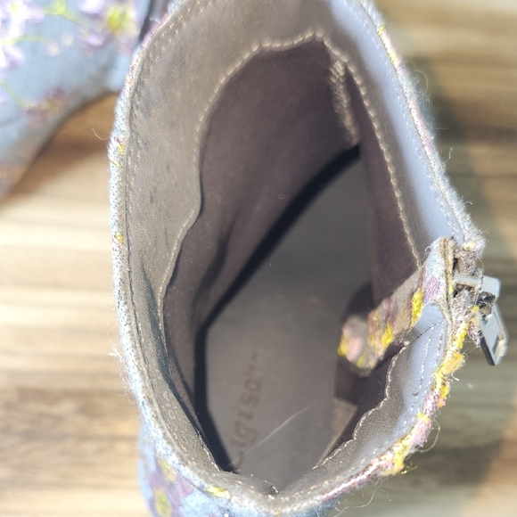 Zigi Soho Floral Embroidered Ankle Boots - Gray and Pink - Picture 7 of 11